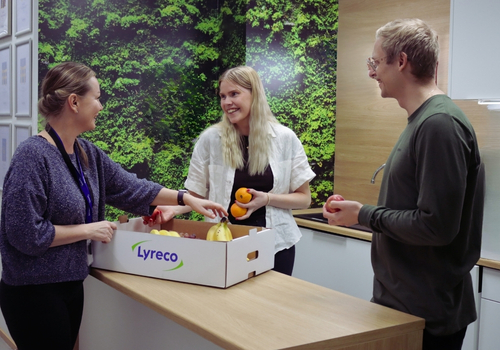 lyreco hedelmäboksi